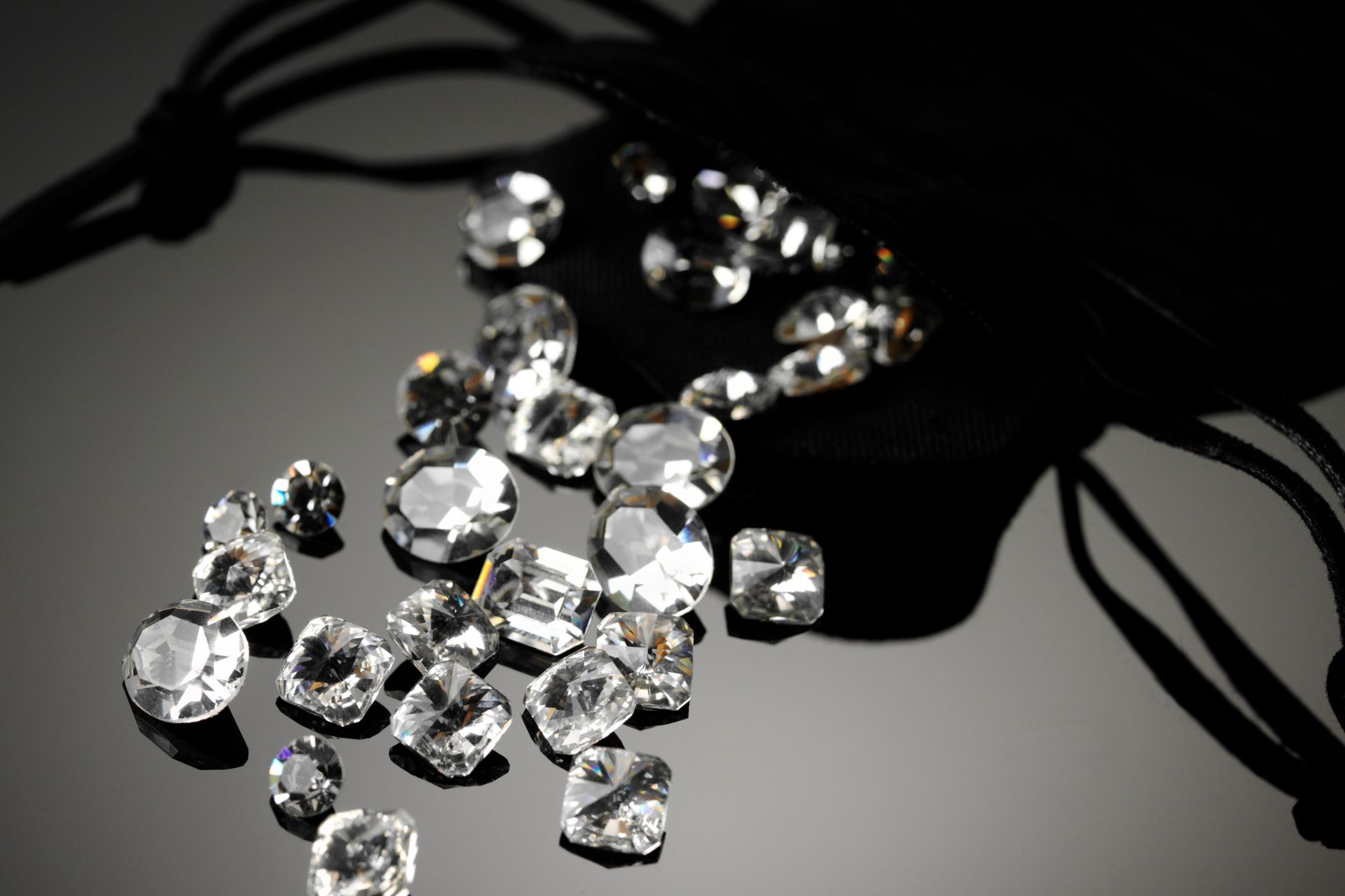 Diamanttransport in België: wat mag en waarom het belangrijk is voor je verzekering